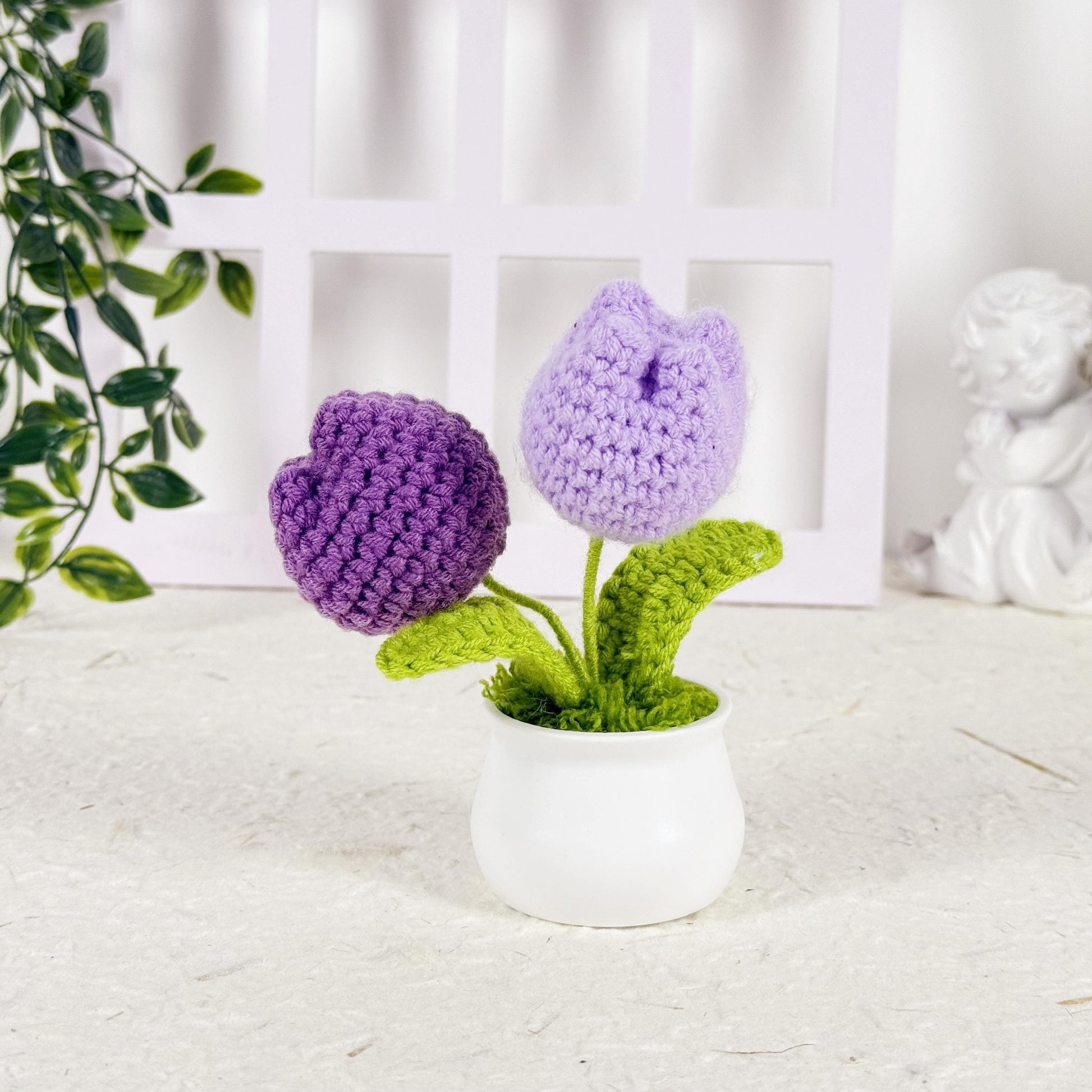Handmade Crochet Tulip Flower Pot, Mini Crochet Flowers, Decorative Plants, Tulip Decor, Forever Blooming Floral Decor, Unique Gift