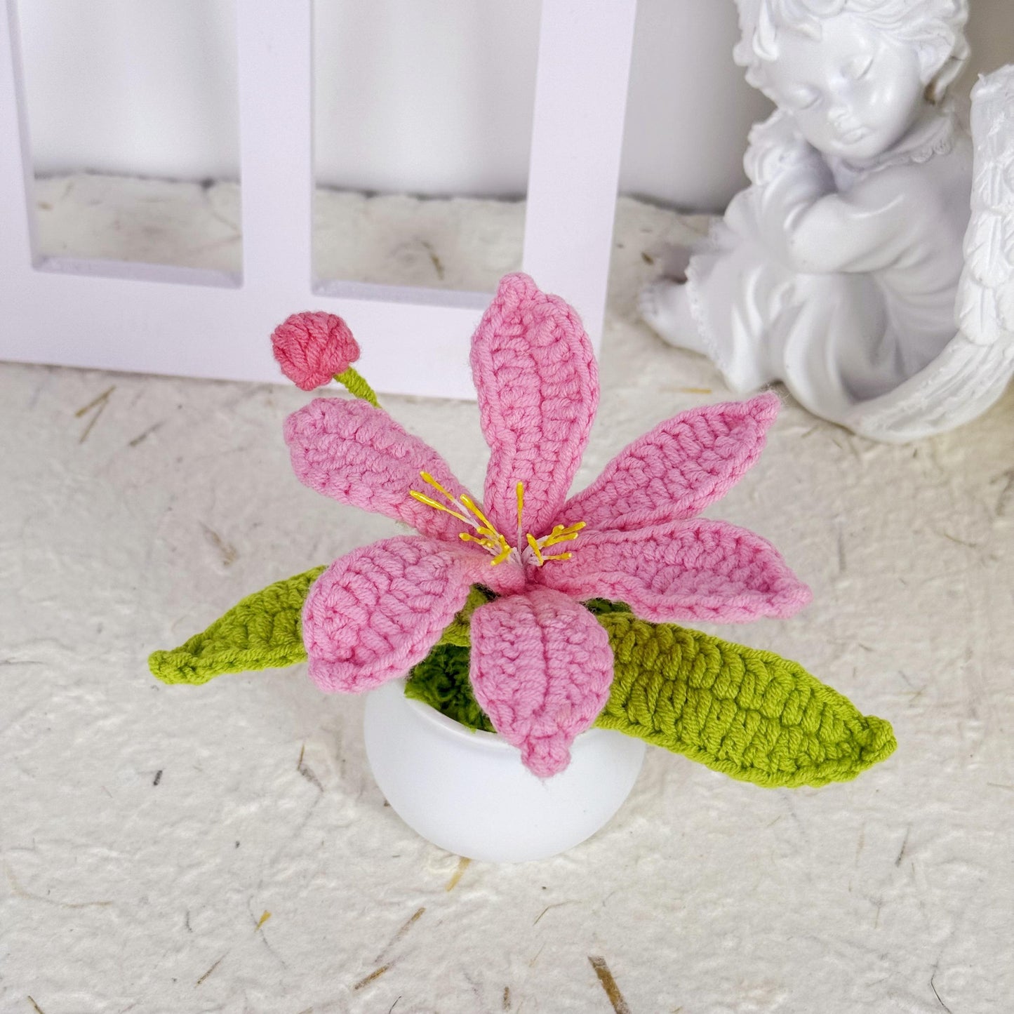 Handmade Crochet Lily in Pot, Mini Crochet Flower in Pot, Elegant Floral Decor, Crochet Decoration, Home Table Decor, Teacher Gifts
