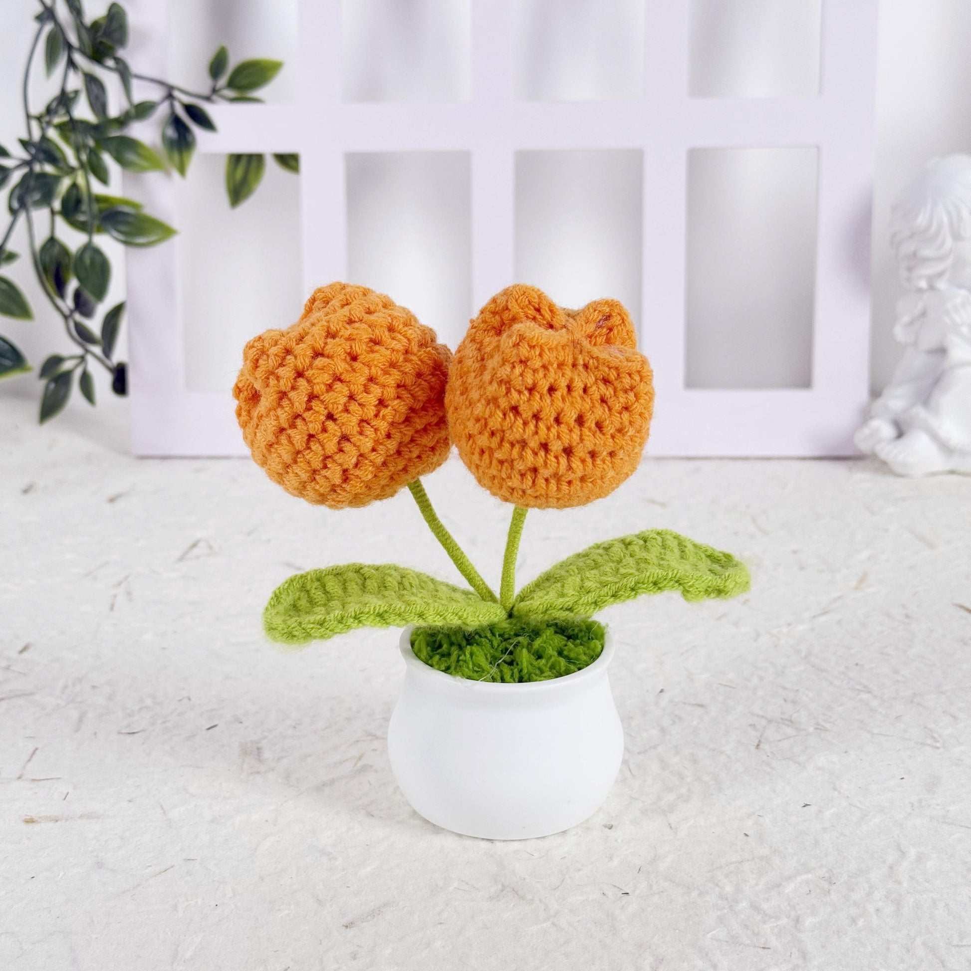 Handmade Crochet Tulip Flower Pot, Crochet Tulip Flower, Finished Handmade Flowers,Personalized Gift for Lover, Home Decoration, Desk Decor