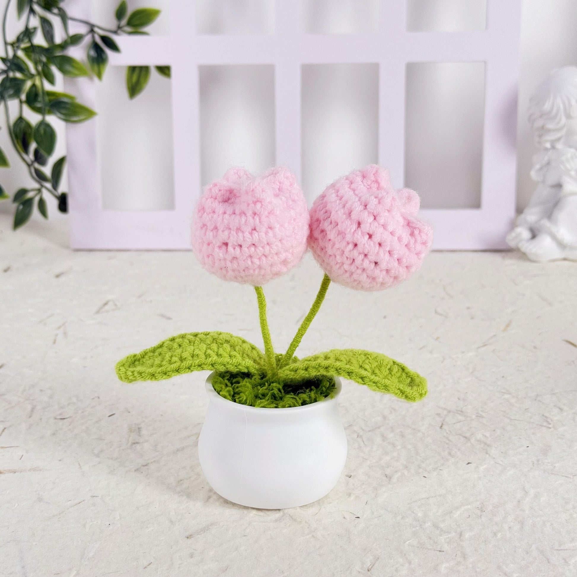 Handmade Crochet Tulip Flower Pot, Crochet Tulip Flower, Finished Handmade Flowers,Personalized Gift for Lover, Home Decoration, Desk Decor
