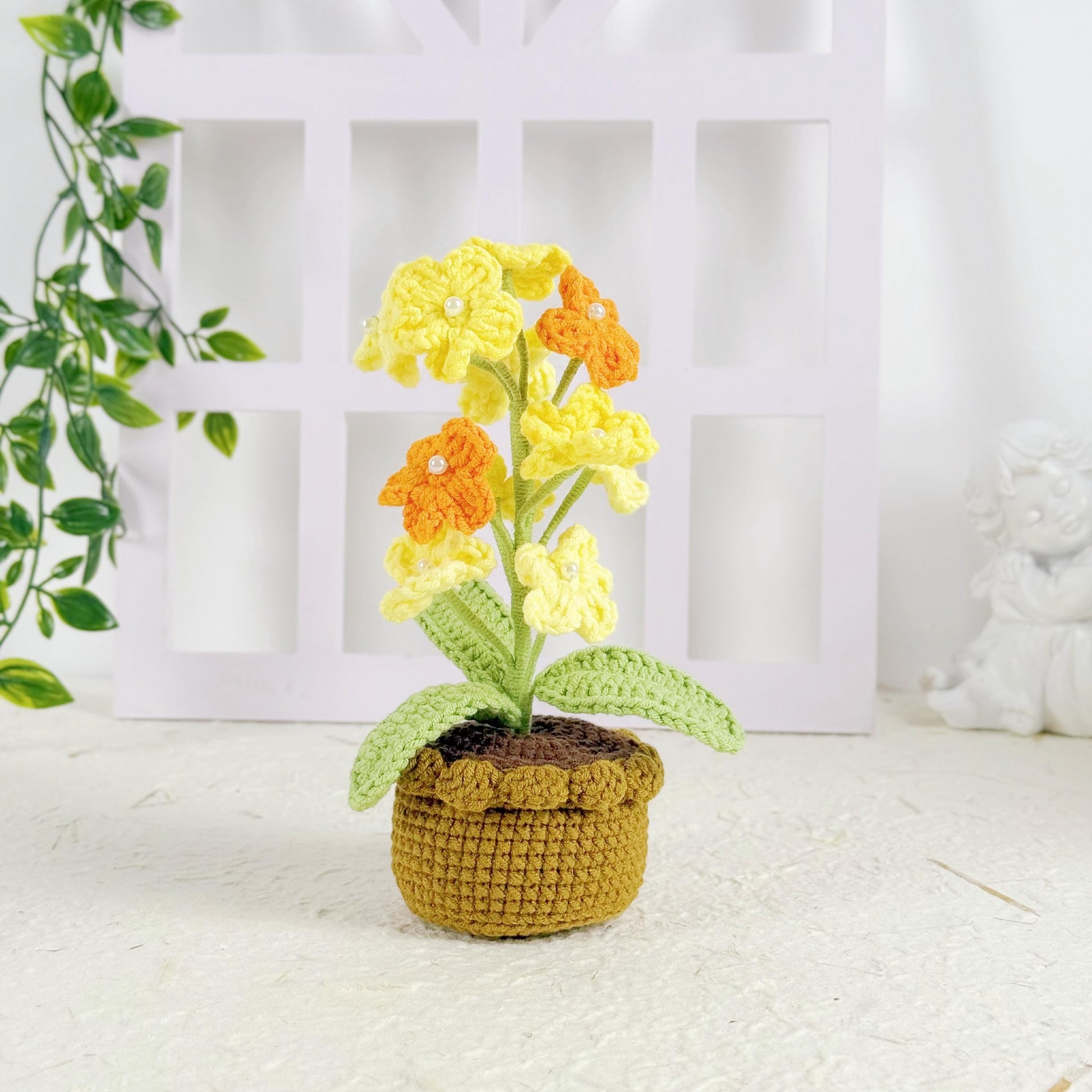 Crochet Forget-Me-Nots Potted Flower Gift Desk Accessory Knitted flowers Crochet Bouquet Gift for Housewarming Flower Arrangement Gift
