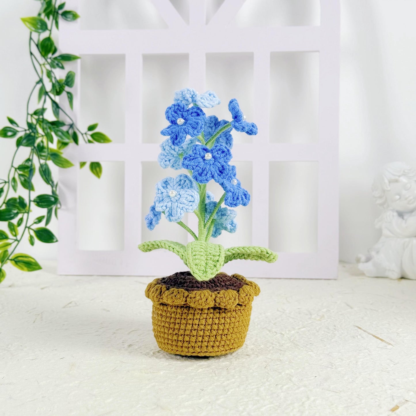 Crochet Forget-Me-Nots Potted Flower Gift Desk Accessory Knitted flowers Crochet Bouquet Gift for Housewarming Flower Arrangement Gift
