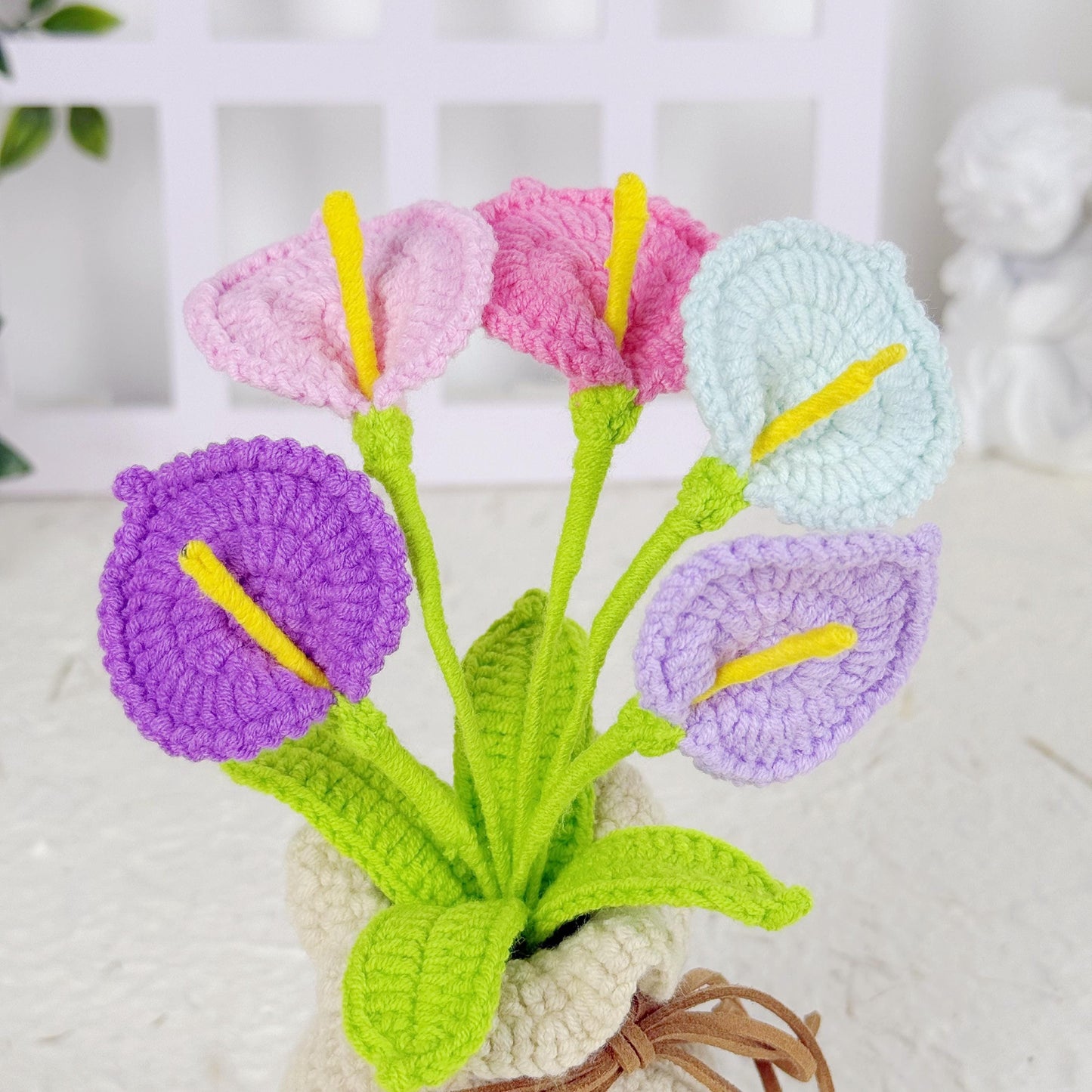 Crochet Calla Lily in Pot, Custom Crochet Flower, Forever Flower, Office Gifts, Wedding Bouquet, Bouquets and Arrangements, Crochet Gift