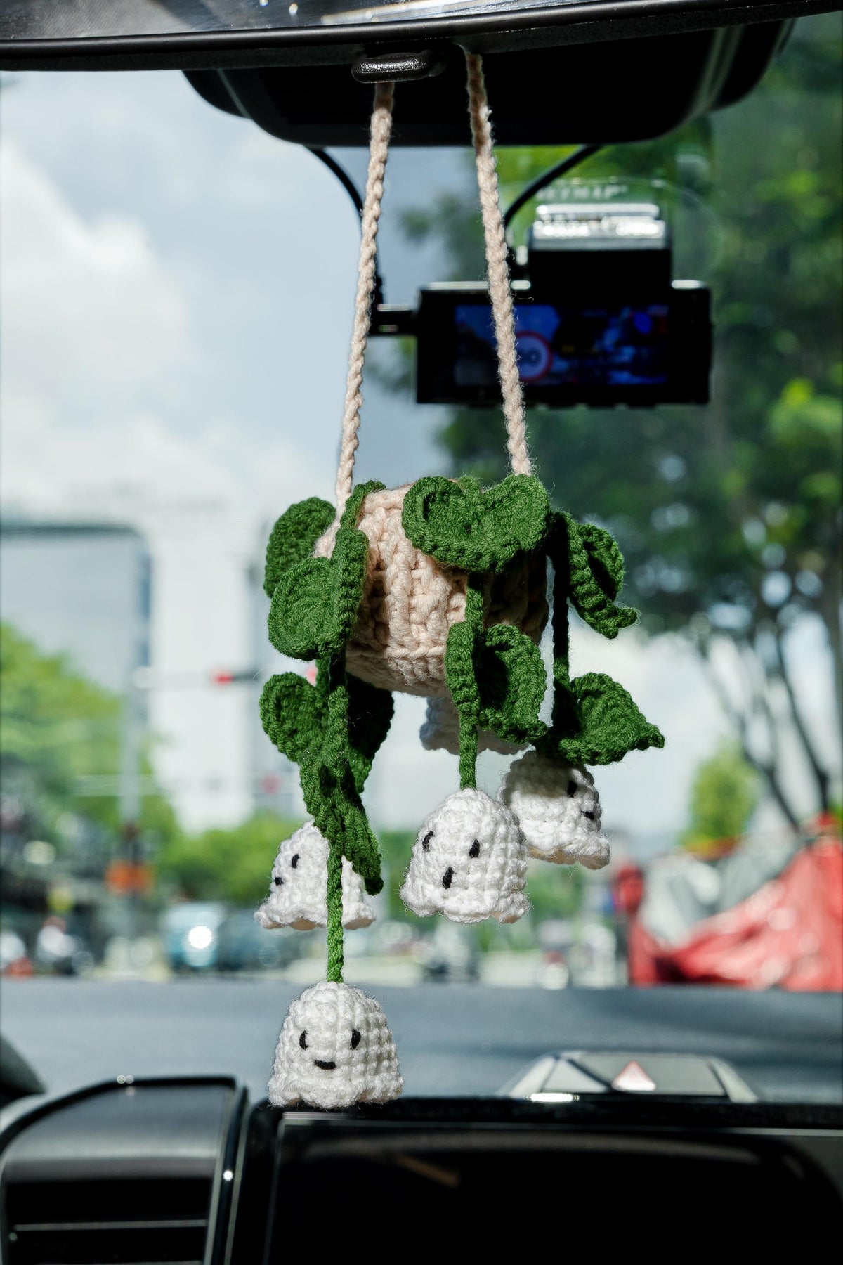 Crochet Ghost Flower Car Hanging: Halloween Plant Decor