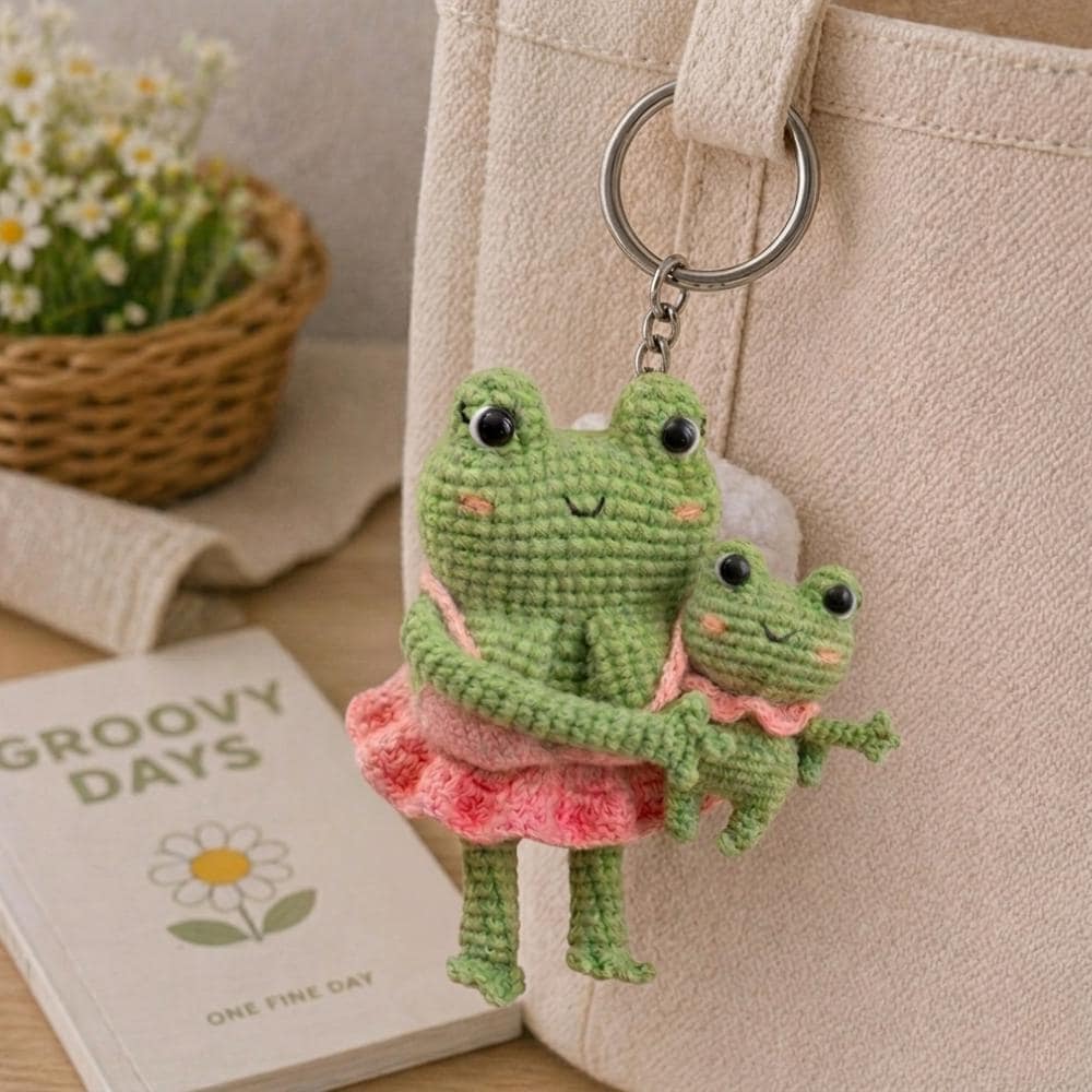 Crochet Mother & Frog Baby Frog Plush, Mother's Day Gift, Handmade Frog Family, Gift for Mom, Cute Family Keepsake, Amigurumi Frog Decor