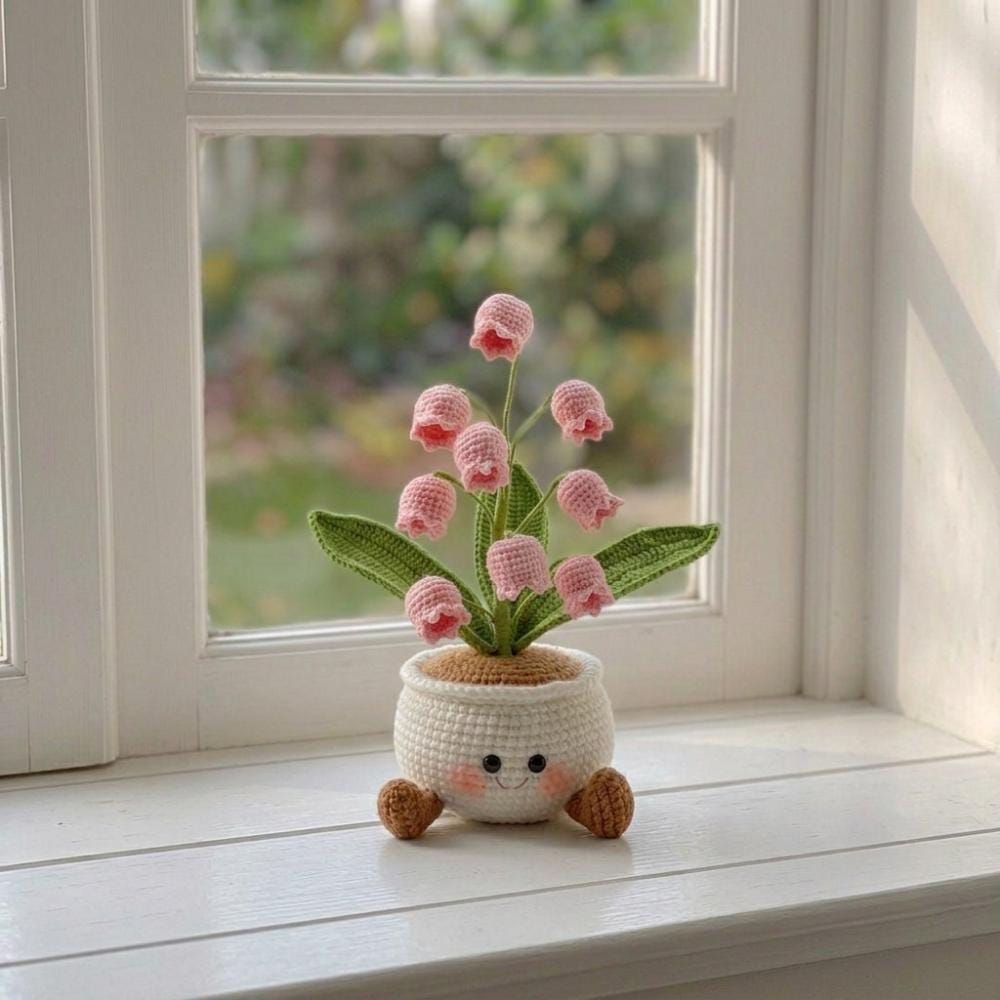 Handmade Crochet Smiling Bell Flower Pot, Cute Desk - Home Decor, Relaxing Gift for Mom & Girlfriend, Kawaii Flower Gift