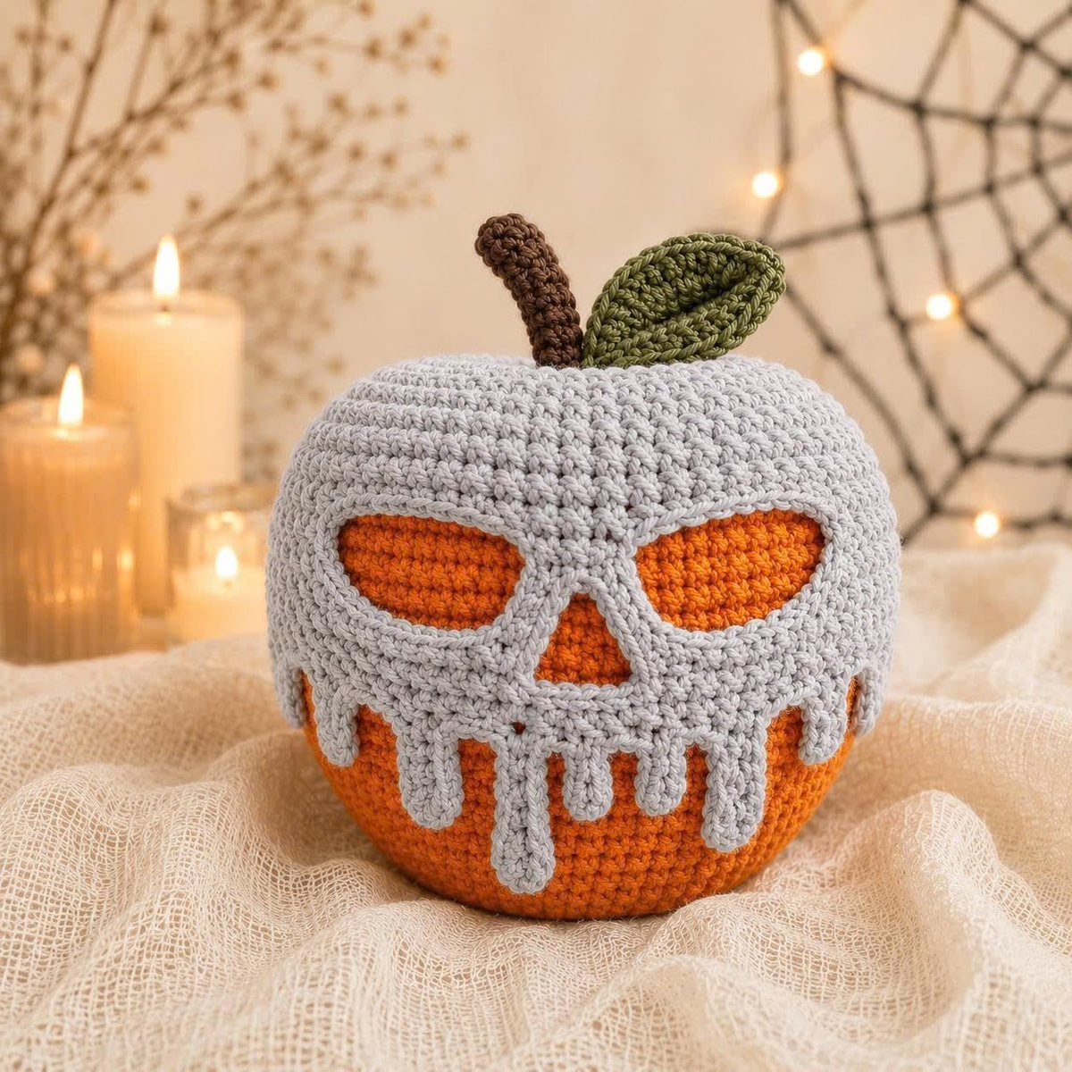 Crochet Poison Apple Decor, Halloween Skull Amigurumi, Spooky Tiered Tray Decor, Gothic Fall Centerpiece, Creepy Cute Witchy Home Accent